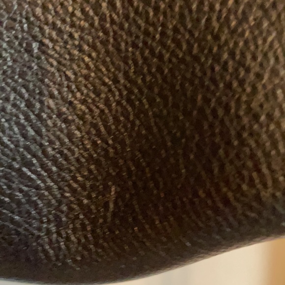 Chloe Milo Black Tote - Picture 4 of 13